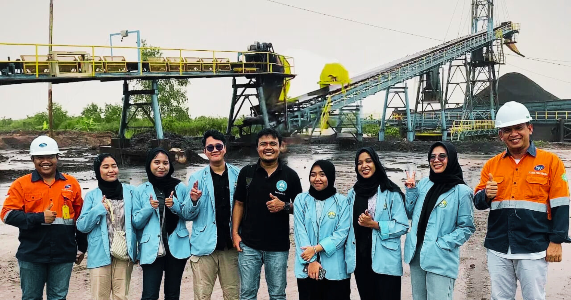 UNRI International Relations' Student Interns at PT Bara Prima Pratama Coal Jetty on 21 December 2023
