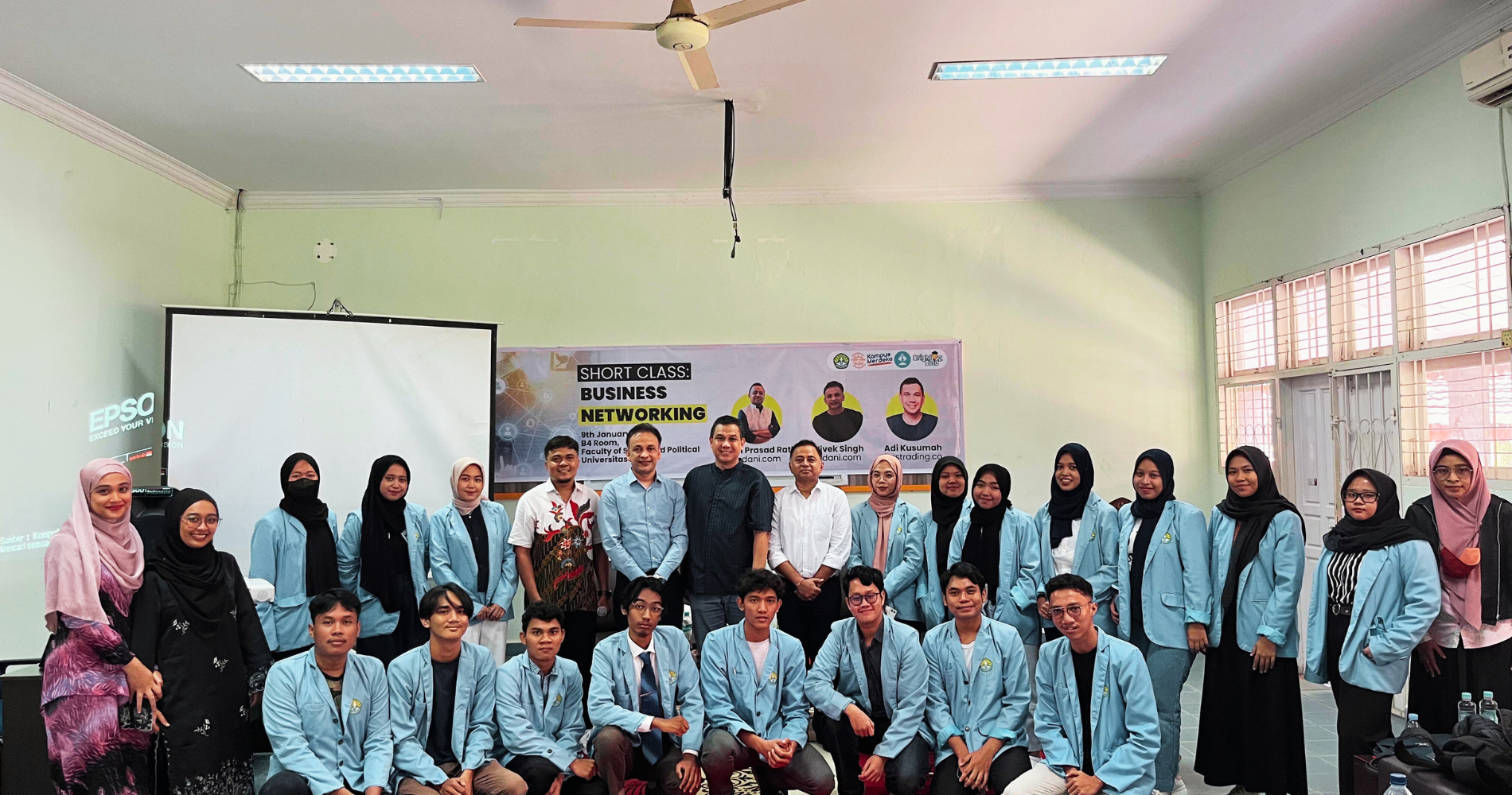 Photo Session between Adani Global & UNRI Students at B4 Classroom of FISIP Universitas Riau on 9 January 2024